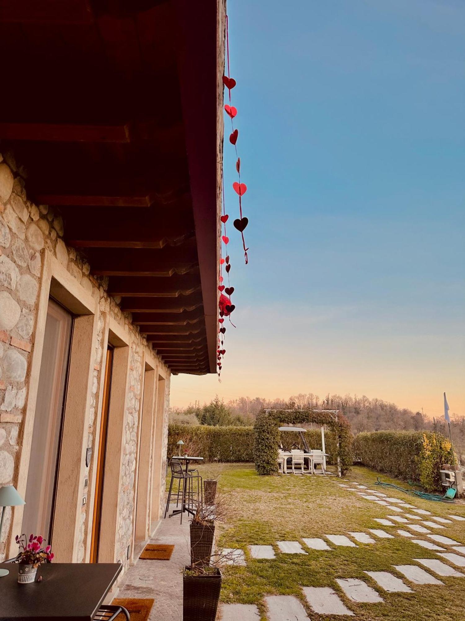 Holiday Home Sovenigo Puegnago del Garda Exterior photo