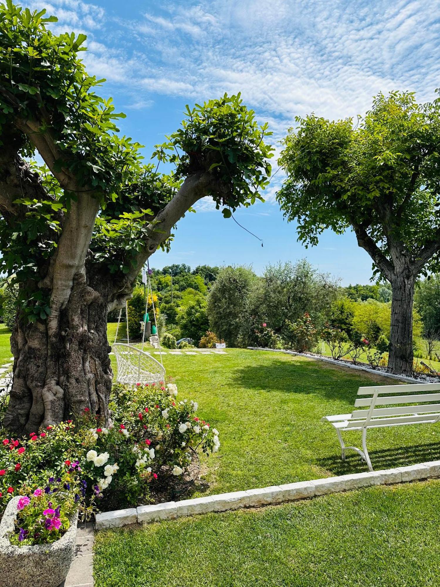 Holiday Home Sovenigo Puegnago del Garda Exterior photo