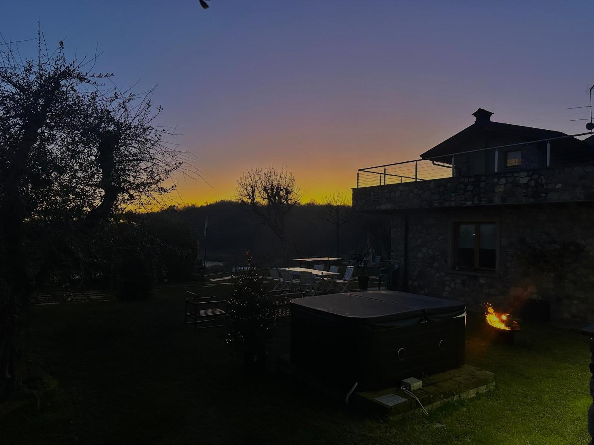 Holiday Home Sovenigo Puegnago del Garda Exterior photo